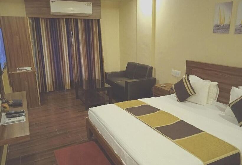 בית מלון כפרי Vikram Palace