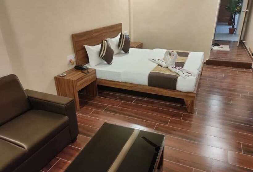 בית מלון כפרי Vikram Palace