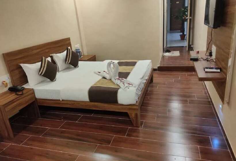 בית מלון כפרי Vikram Palace