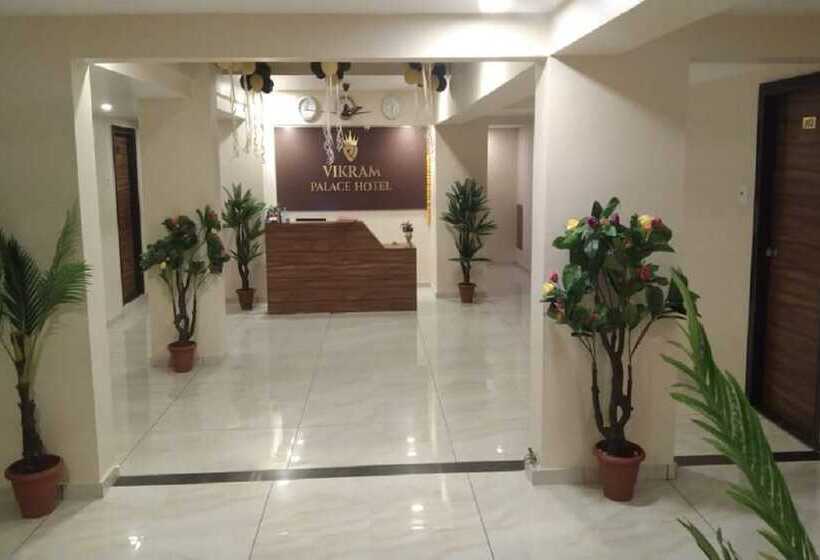 בית מלון כפרי Vikram Palace