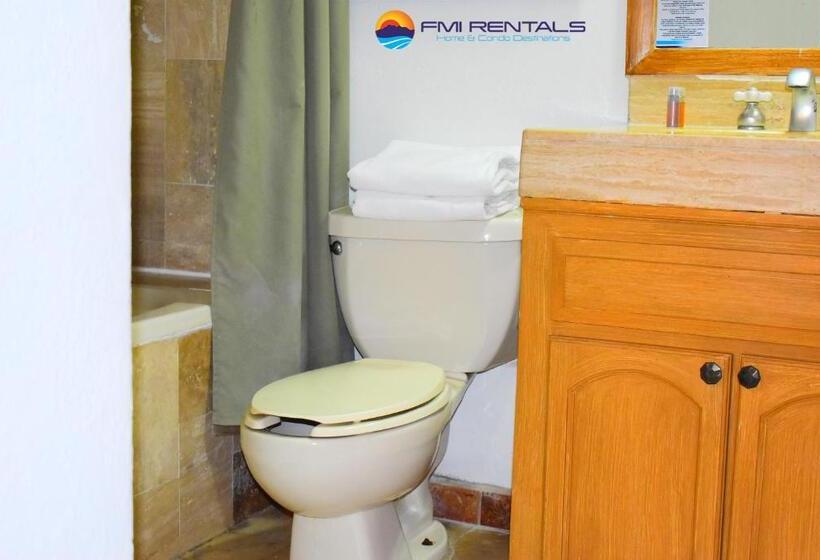 Marina Pinacate B 102