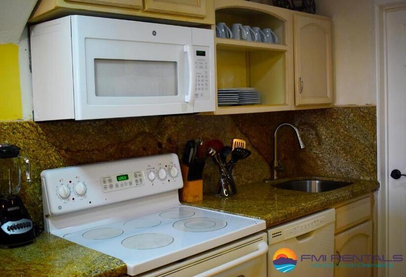 Marina Pinacate B 319