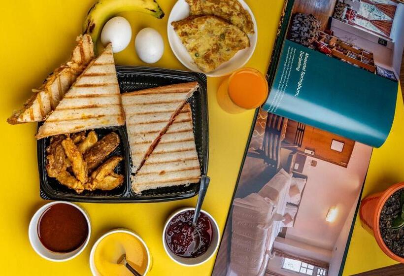 Muscatel Himalayan Resort   400 Mts From Mall Road