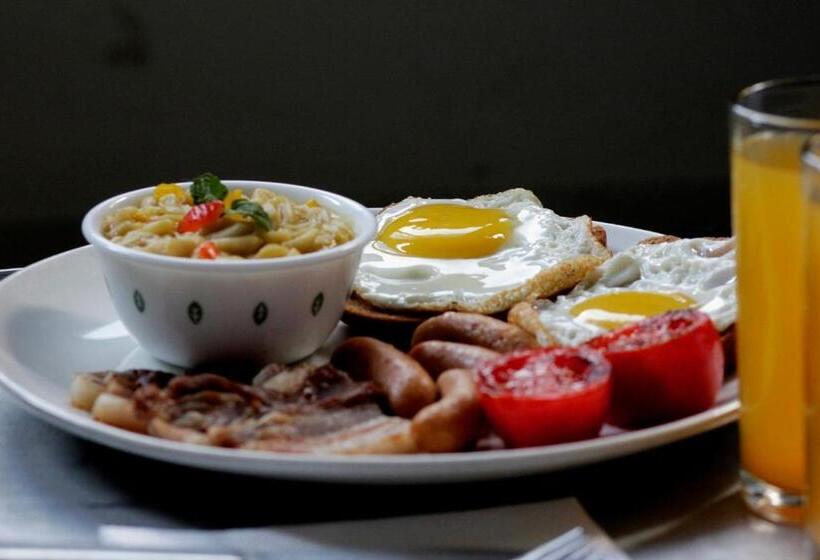 Muscatel Himalayan Resort   400 Mts From Mall Road