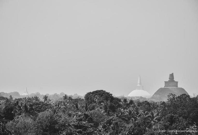 Пансион Antharaa Villa