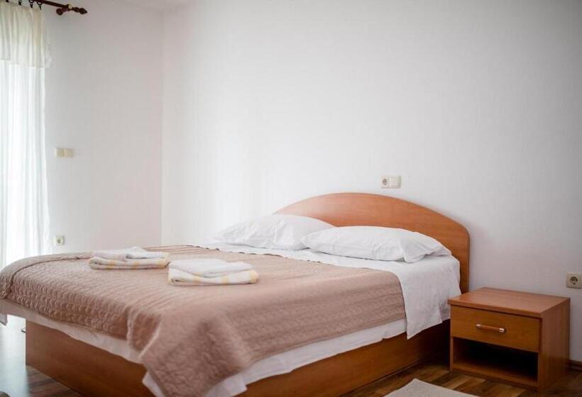 Пансион Apartments Zentil Banjol