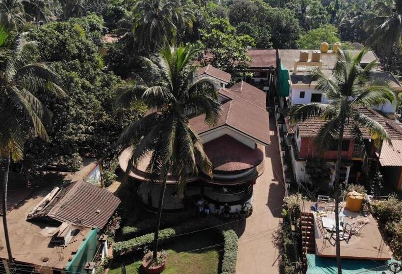 پانسیون Henmil Anjuna