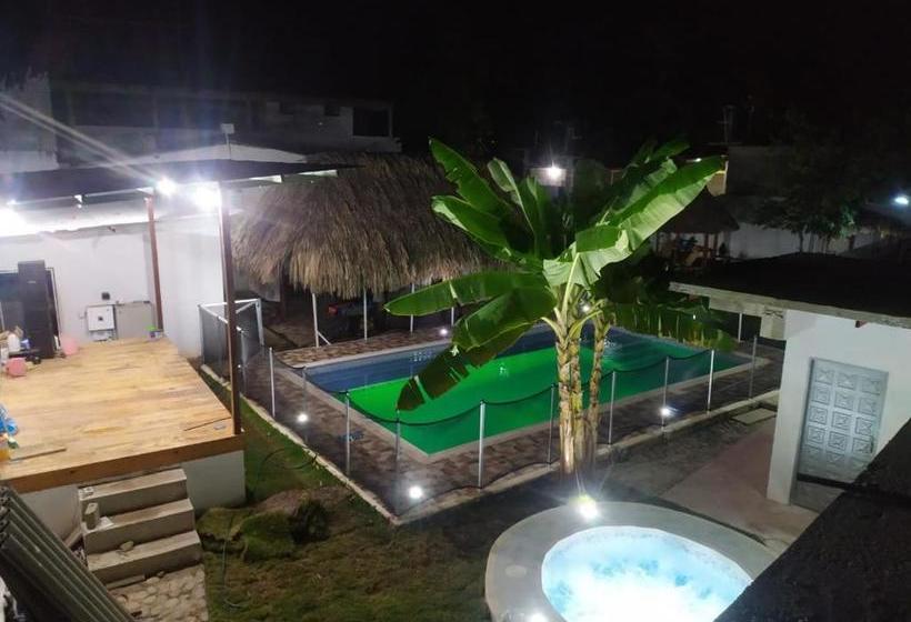 پانسیون Hostal La Sierra Nevada