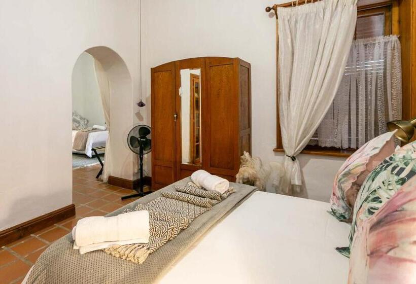 پانسیون Ravenscliff Manor