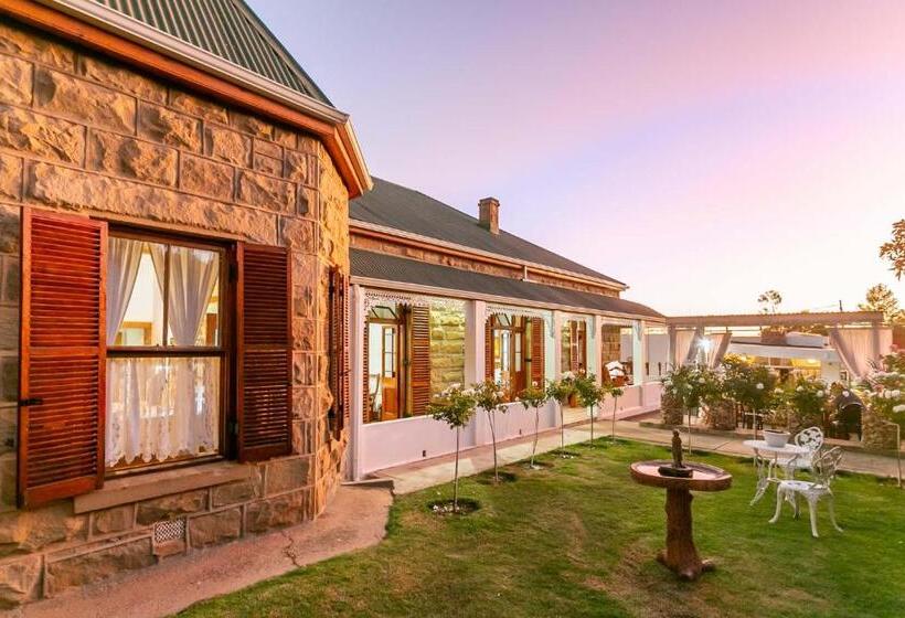 پانسیون Ravenscliff Manor