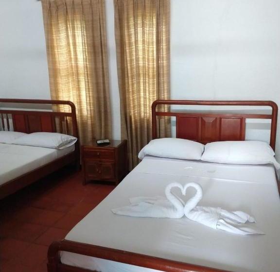 פנסיון Villa San Nicolas