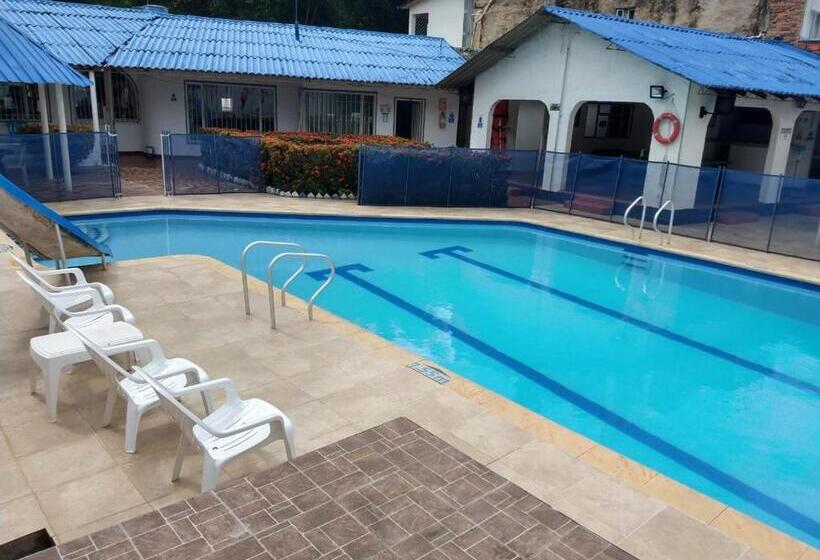 פנסיון Villa San Nicolas