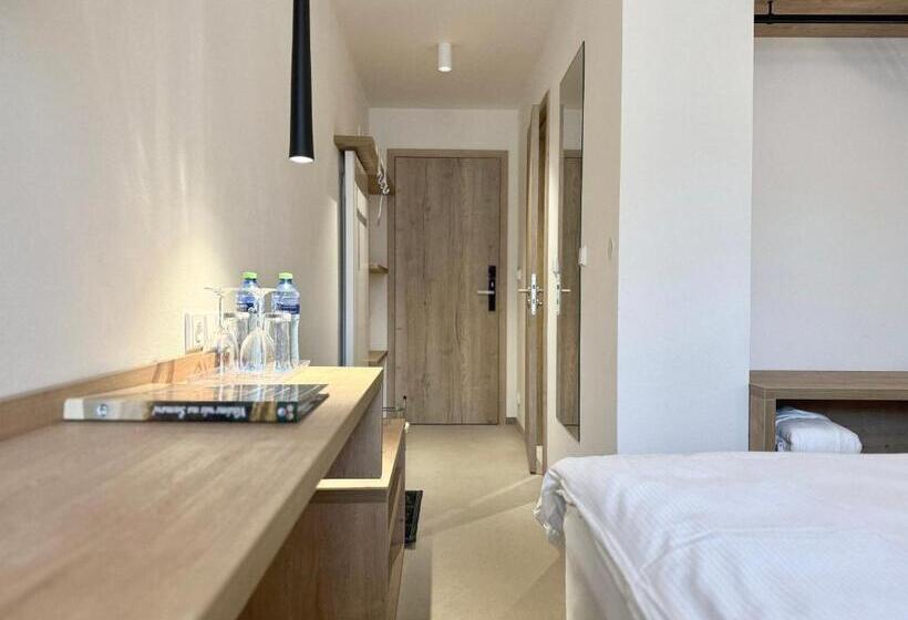 ペンション Wellness Penzion Lázně Kvilda