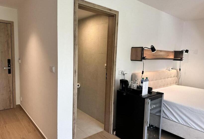 ペンション Wellness Penzion Lázně Kvilda