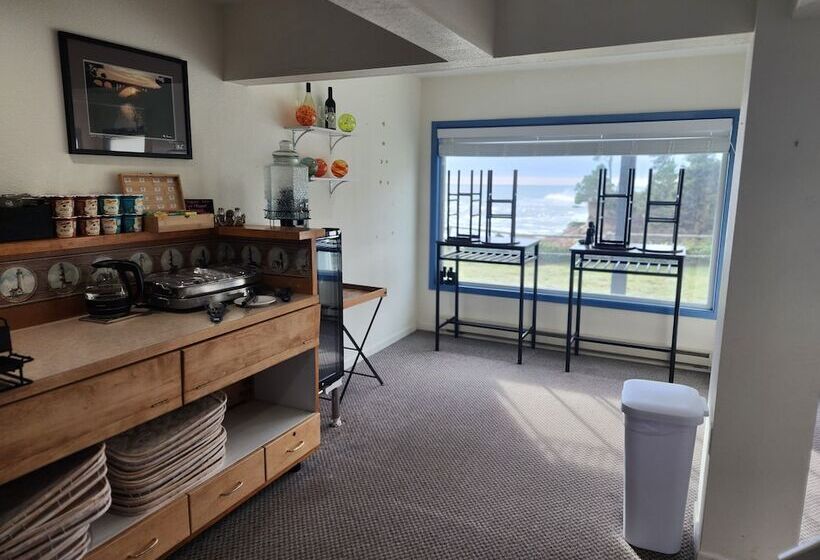 הוסטל Inn At Arch Rock