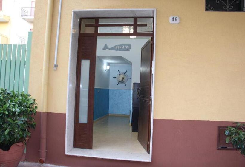 B&b Blue Marine Licata