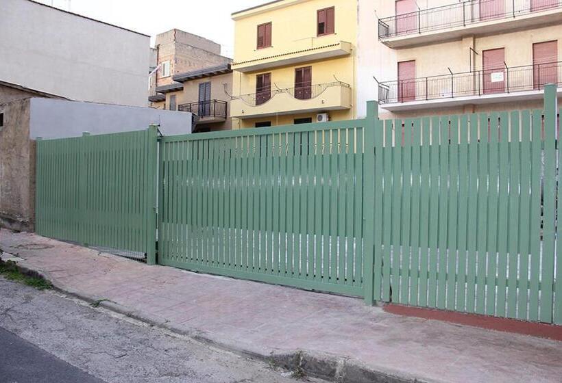 B&b Blue Marine Licata