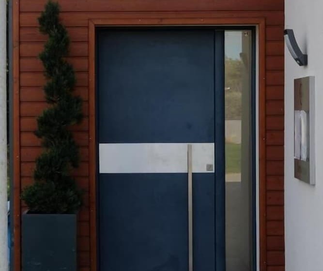 مبيت وإفطار La Planette