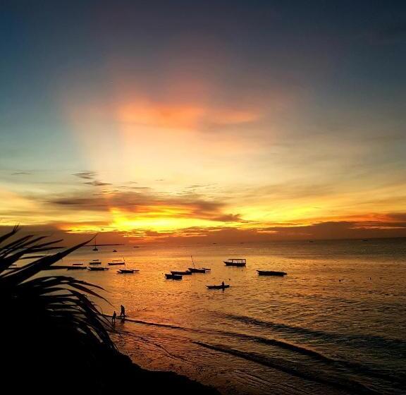 ベッドアンドブレックファースト Mimi Na Wewe Villa