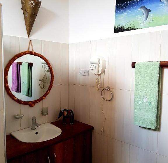 ベッドアンドブレックファースト Mimi Na Wewe Villa