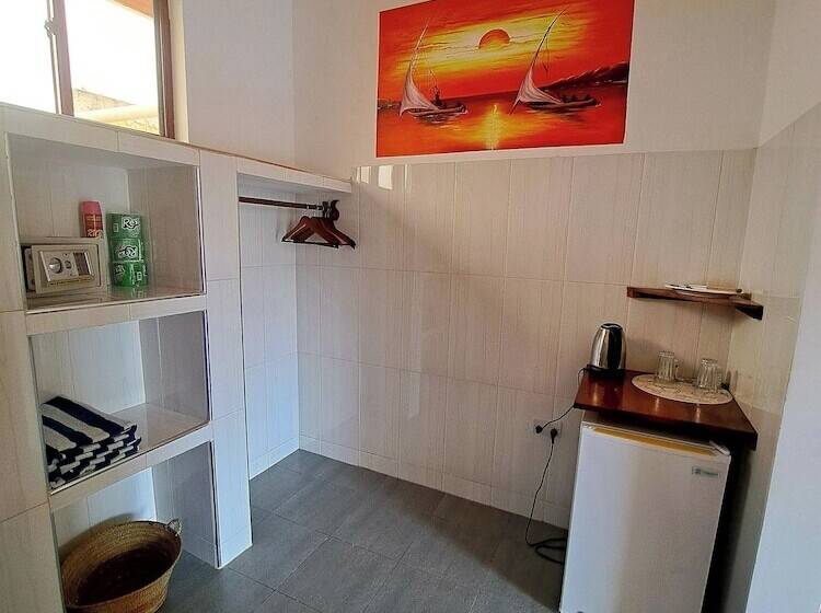 ベッドアンドブレックファースト Mimi Na Wewe Villa