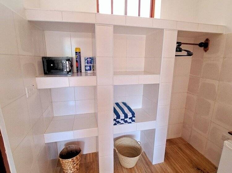 ベッドアンドブレックファースト Mimi Na Wewe Villa