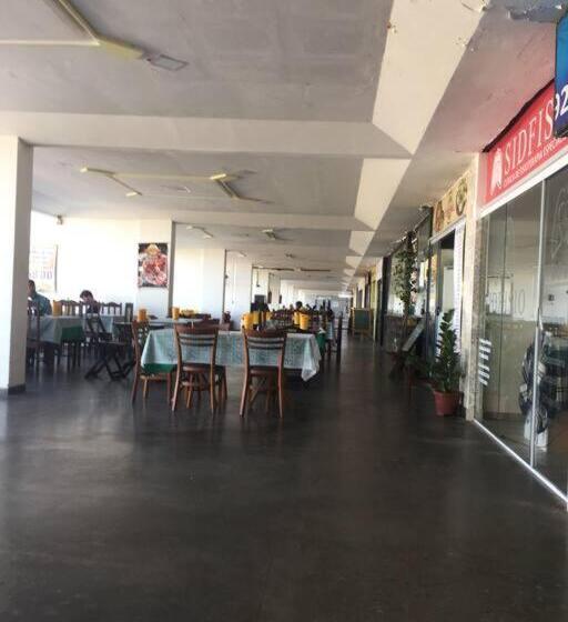 Condomínio Flat Jardim De Alá   Frente Mar