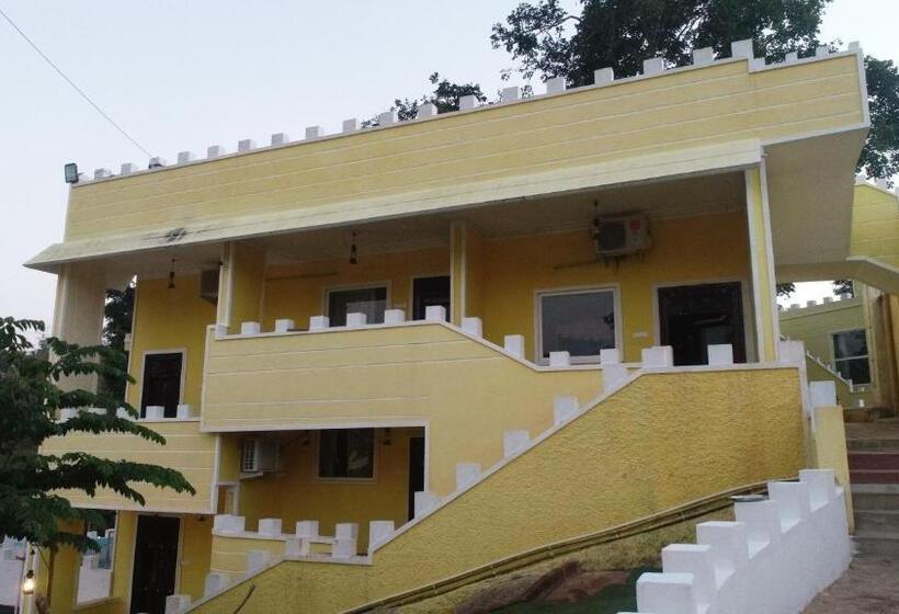 Hillfort Hotels & Resorts Yelagiri