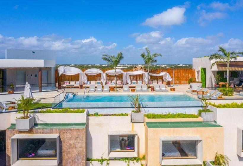 هتل Aloft Tulum