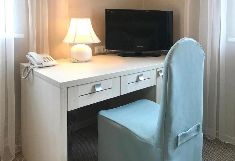 هتل Apartment Eney