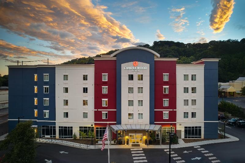 Отель Candlewood Suites Asheville Downtown, An Ihg