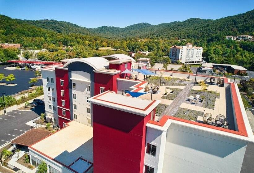 Отель Candlewood Suites Asheville Downtown, An Ihg