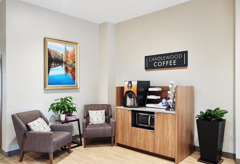 Отель Candlewood Suites Asheville Downtown, An Ihg
