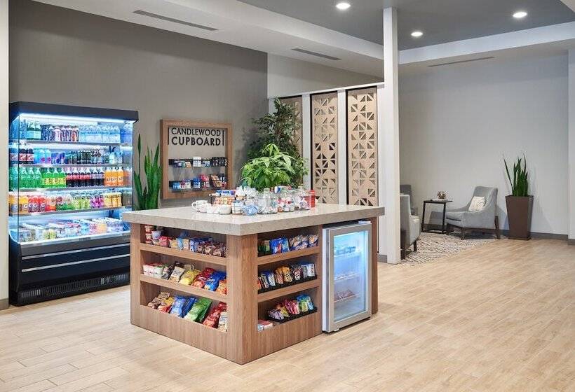 Отель Candlewood Suites Asheville Downtown, An Ihg
