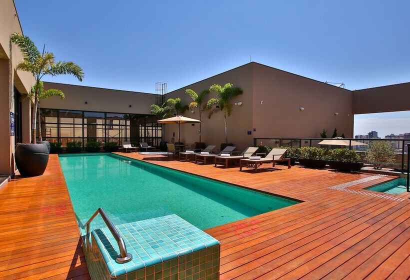 Отель Comfort Suites Sao Jose Do Rio Preto