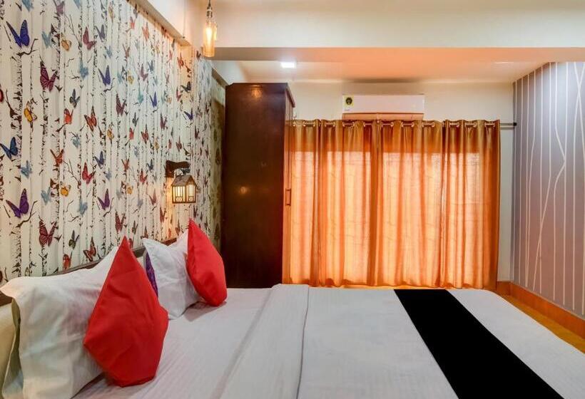 فندق Super Capital O Divira Inn
