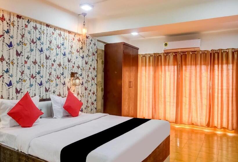 فندق Super Capital O Divira Inn