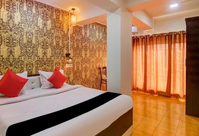 فندق Super Capital O Divira Inn