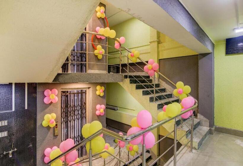 فندق Super Capital O Divira Inn