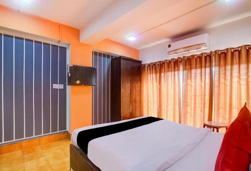 فندق Super Capital O Divira Inn