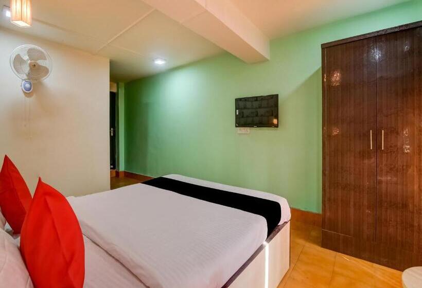 فندق Super Capital O Divira Inn