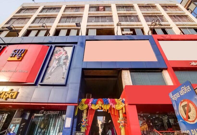 فندق Super Capital O Divira Inn