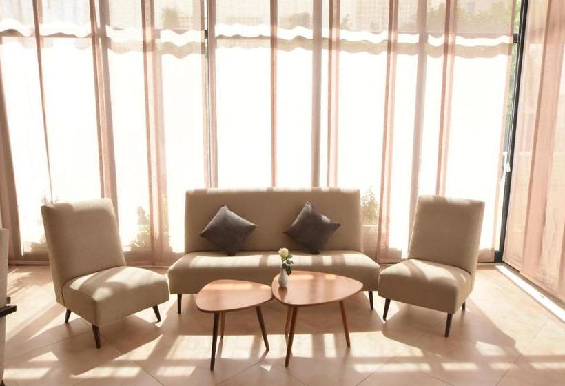 هتل Downtown Tunis