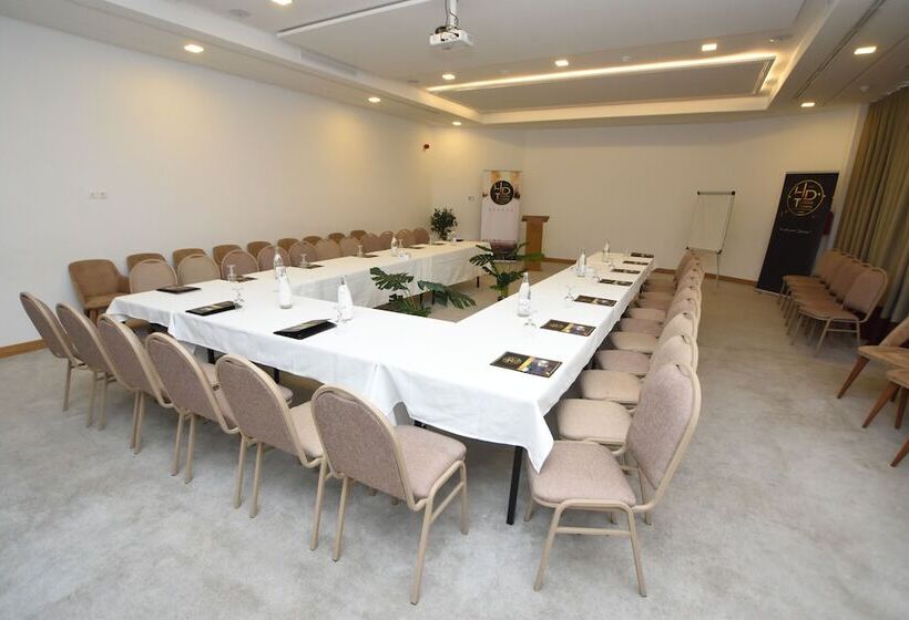 هتل Downtown Tunis