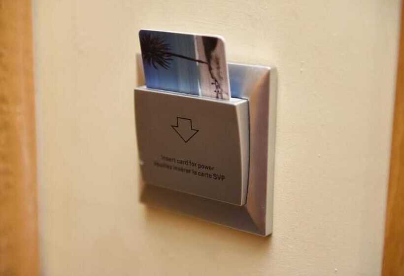 هتل Downtown Tunis