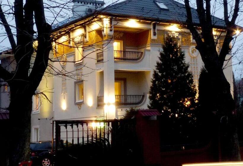 هتل Apartment Eney