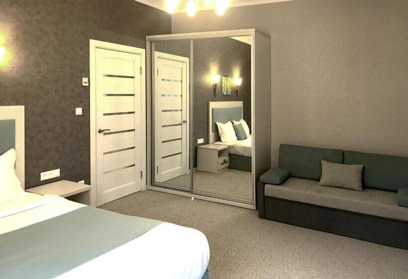 هتل Apartment Eney