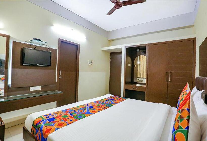 ホテル Fabexpress Kanha Classic