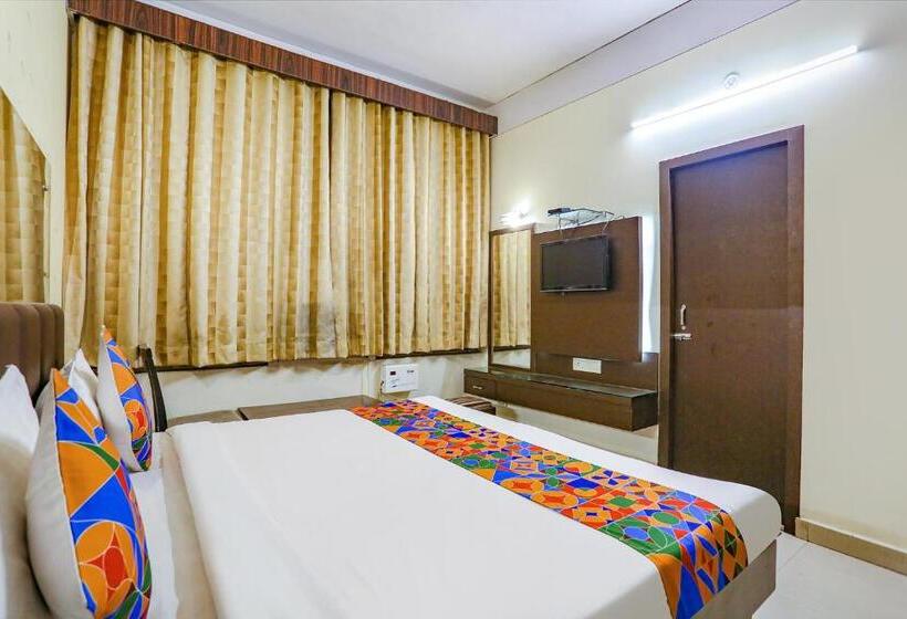 ホテル Fabexpress Kanha Classic