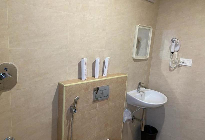 فندق Four Seasons